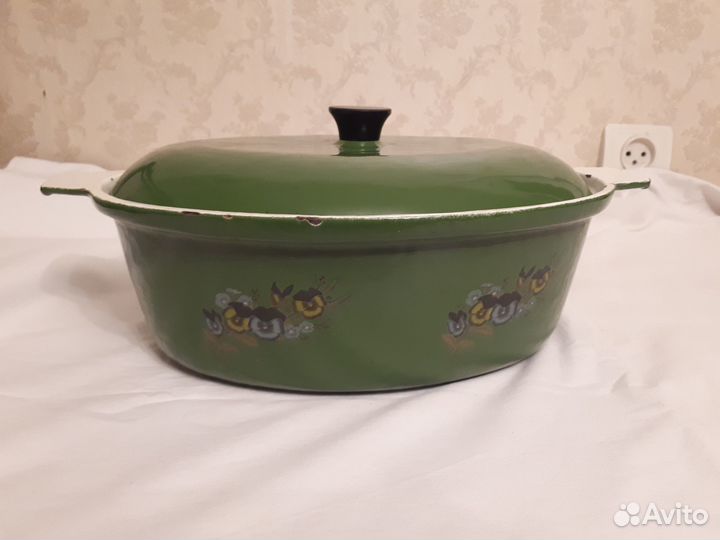 Утятница чугунная эмалированная овальная.ссср.б/у