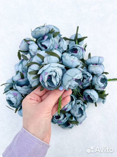 Искуственные цветы, ленты