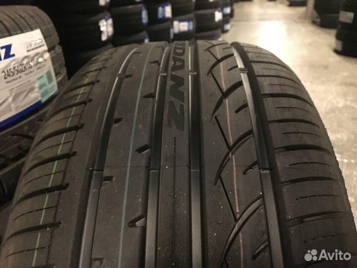 Rydanz Roadster R02 245/50 R18 104W