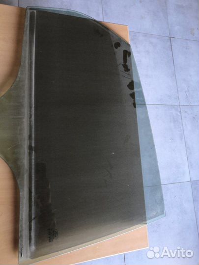 Стекло двери заднее правое Ford Focus 3 2012