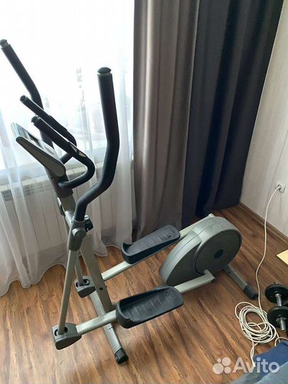Эллиптический тренажер torneo