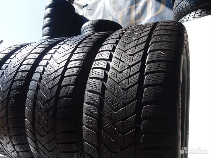 Pirelli Scorpion Zero All Season 265/40 R22