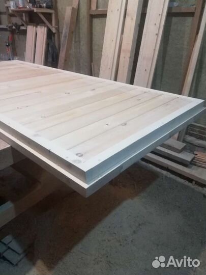 Дверь входная теплая из массива