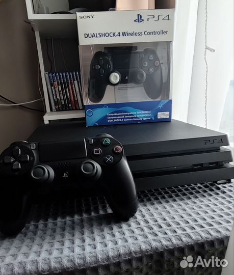 Sony PS4 pro 1tb