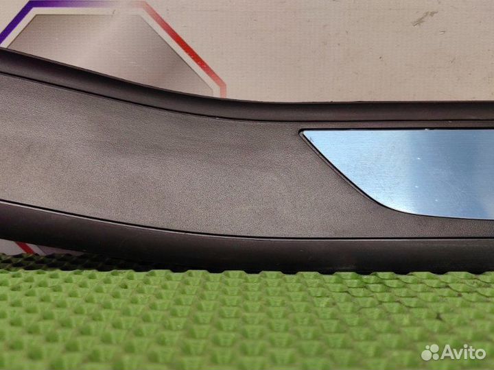 Накладка порога задняя правая Bmw 7 F01 N63B44