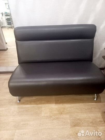 Диван кожзам для клиентов бу