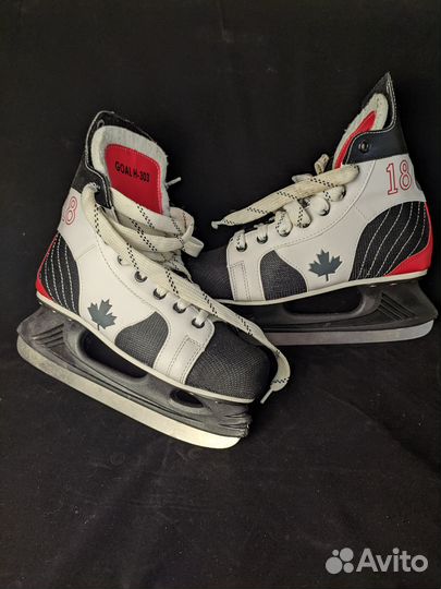 Коньки хоккейные