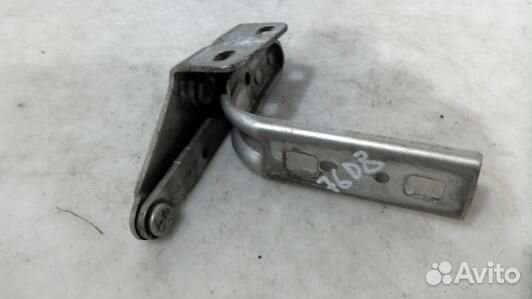 Петля капота nissan interstar X70 (76D08D502)