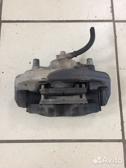 Суппорт тормозной передний правый Opel Vectra A