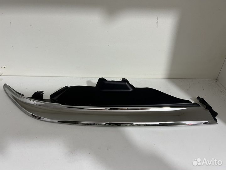 Ресничка фары правая Camry V55 оригинал