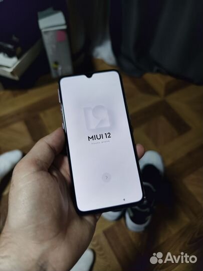 Xiaomi Mi 9, 6/128 ГБ