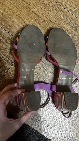 Босоножки летние на каблуке