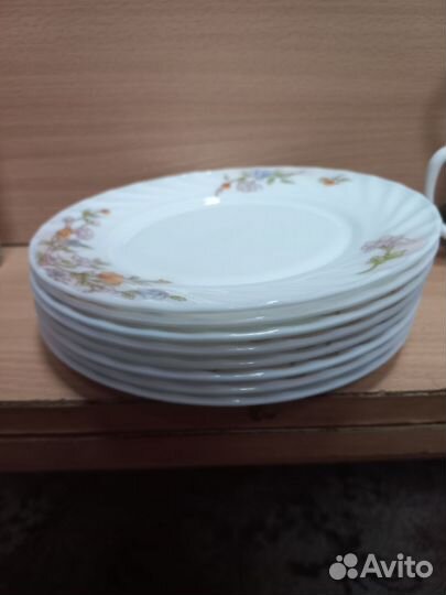 Тарелки, чашки