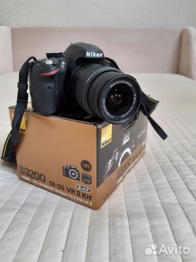 Зеркальный фотоаппарат Nikon D3200