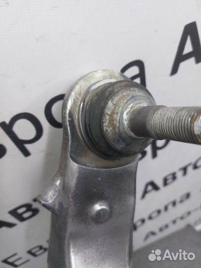 Рычаг передний правый Jeep Grand Cherokee WK2 3.0D