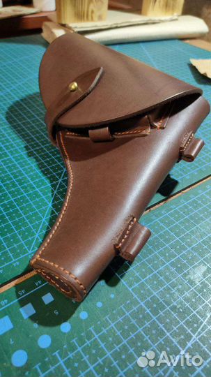 Кобура для нагана из кожи