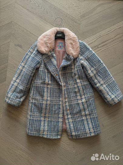 Верхняя одежда на девочку