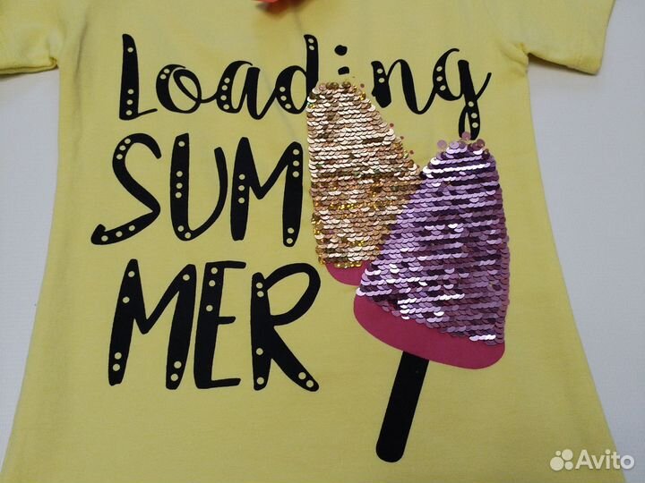 Футболка для девочки 104 см. Новая