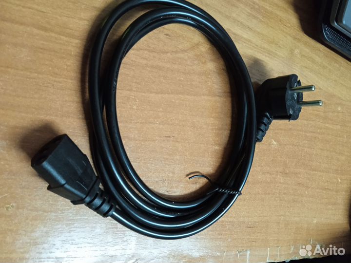 Сетевой кабель питания