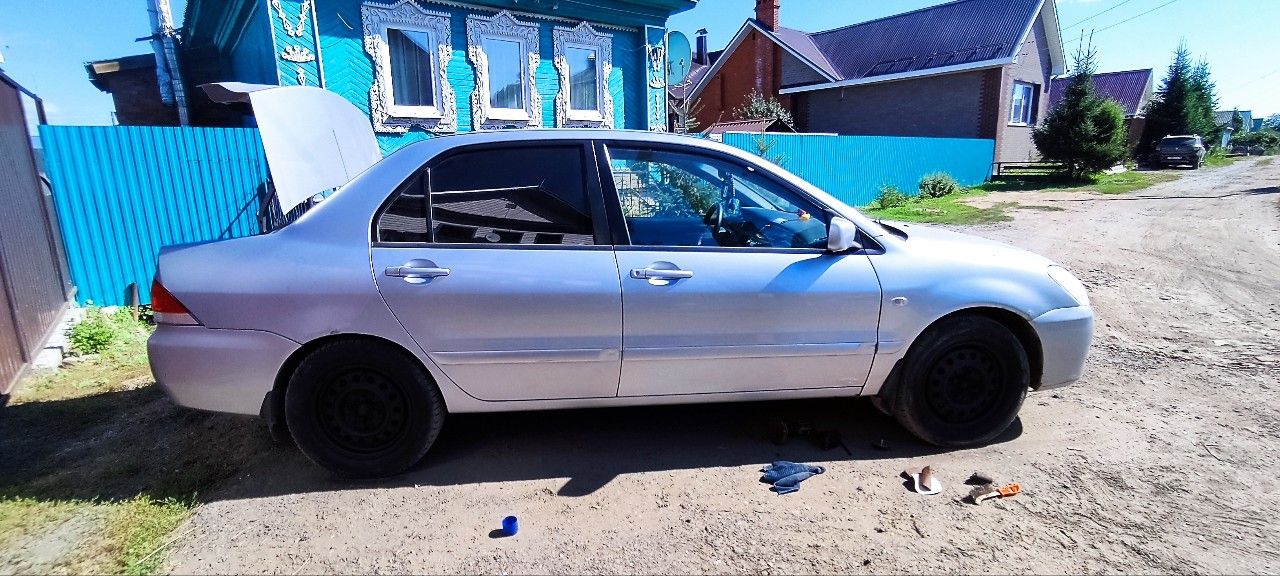 Mitsubishi Lancer: фото владельца