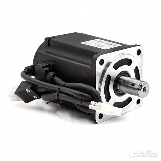 Сервопривод с двигателем