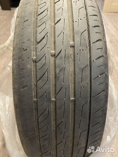 Hankook AH11 215/65 R16 98E