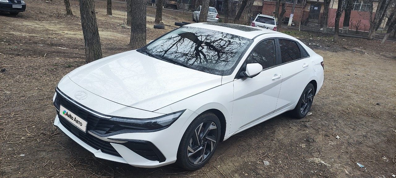 Hyundai Elantra: фото владельца