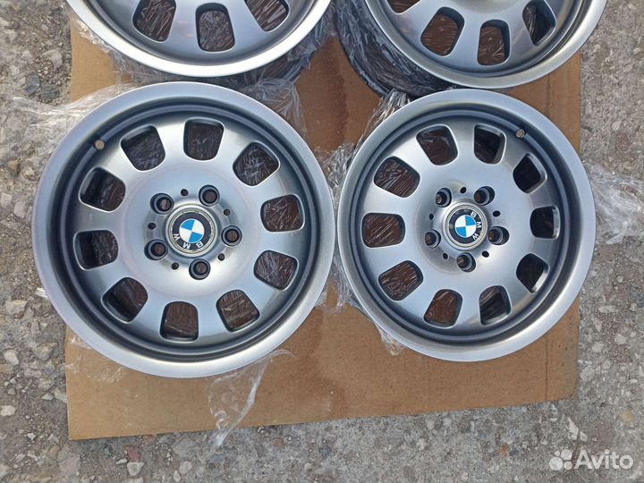 Оригинал BMW R16 кованые 5-120 как новые