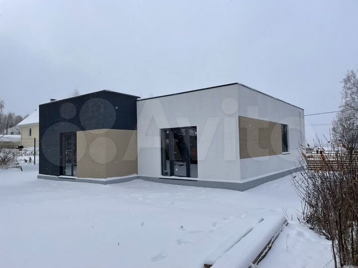 Коттедж 96 м² на участке 10 сот.