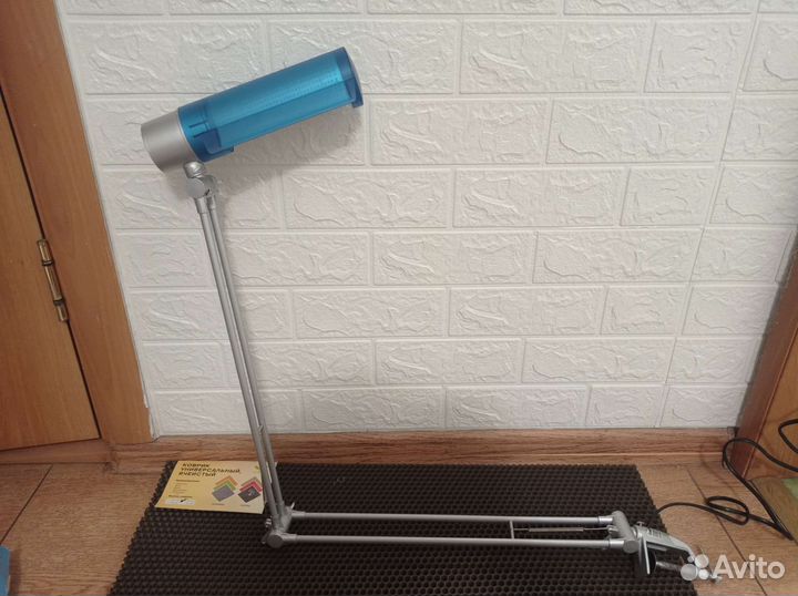 Лампа настольная