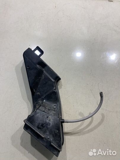 Водосточный желобок правый (BMW 7 G11/G12)