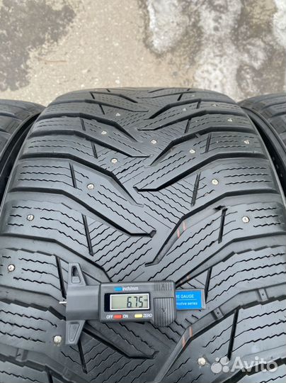 Kumho WinterCraft SUV Ice WS31 295/40 R21 111T