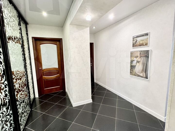 3-к. квартира, 80,2 м², 6/10 эт.