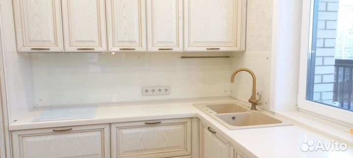 Кухонный стеклянный фартук