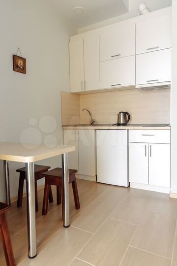 2-к. квартира, 42 м², 3/13 эт.