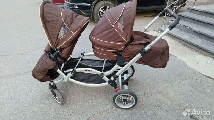 Коляска для погодок