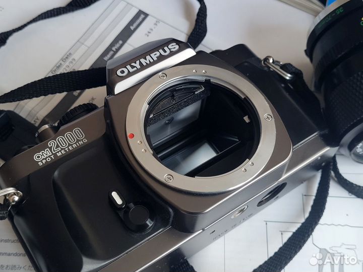 Olympus OM-2000