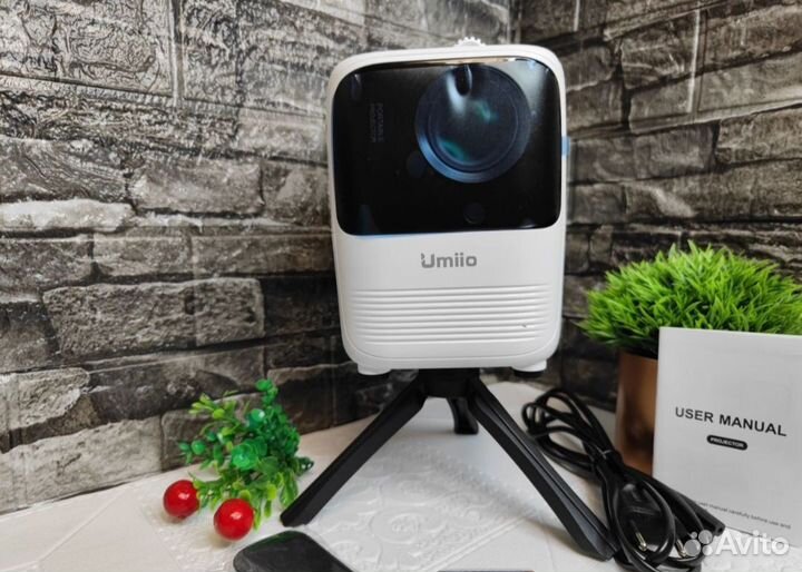 Проектор A008