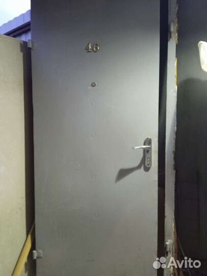 Металлическая дверь бу