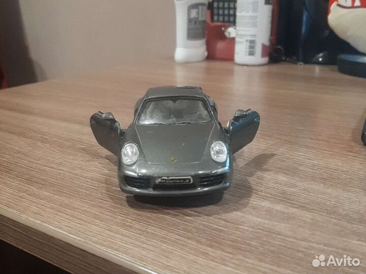 Коллекционная машинка