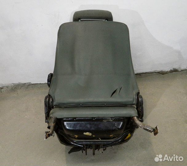 Сиденье переднее правое Audi 80 B3