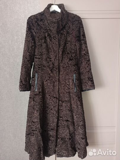 Каракулевое пальто