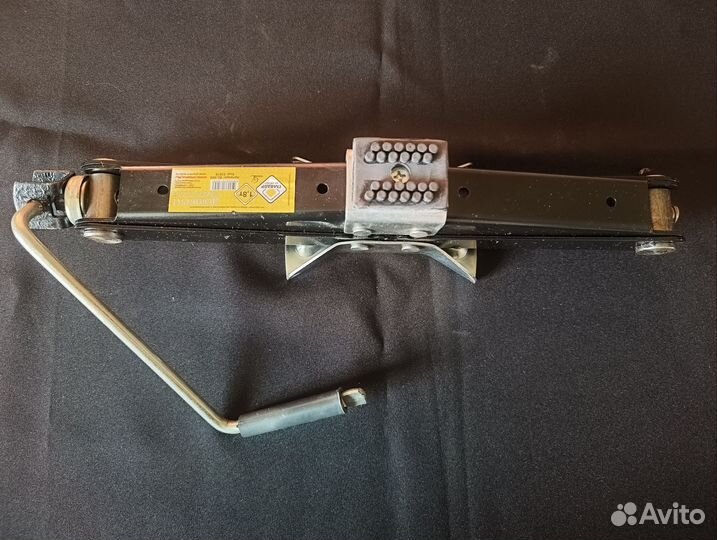 Домкрат ромбический главдор GL-469 1,8т