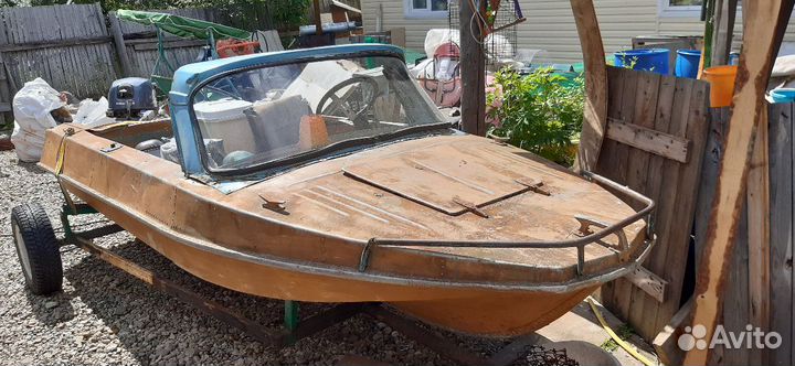 Лодка Обь м