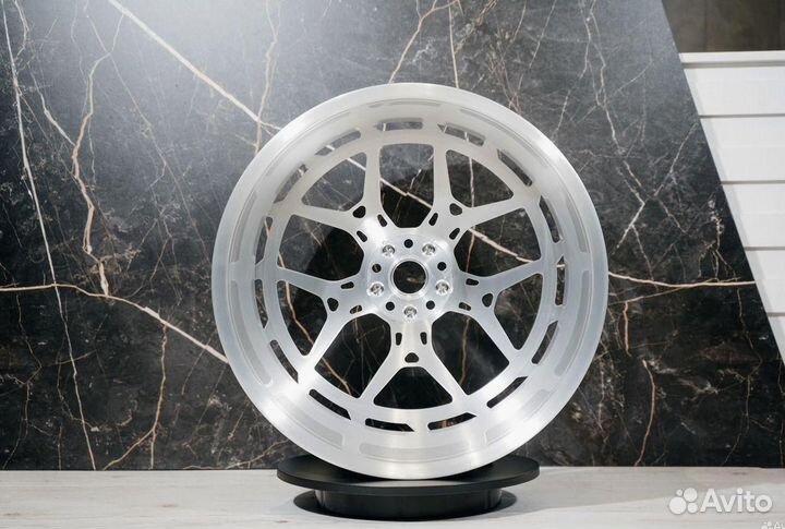 Кованые диски R22