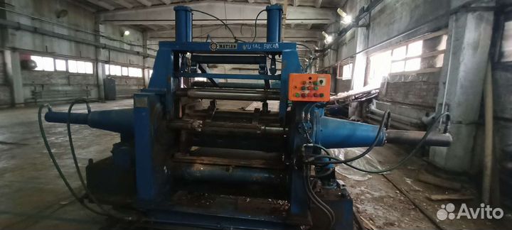 Лущильный станок для производства тарной дощечки