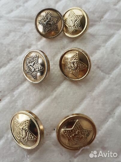 Пуговицы