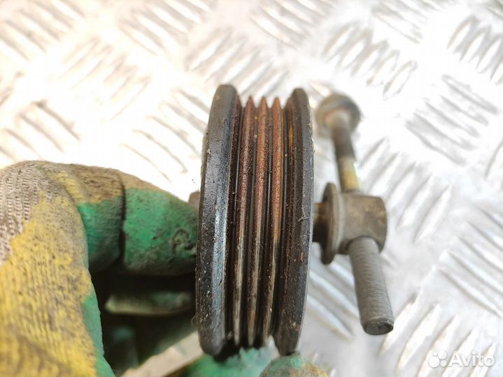 Ролик Great wall Hover h5 H5