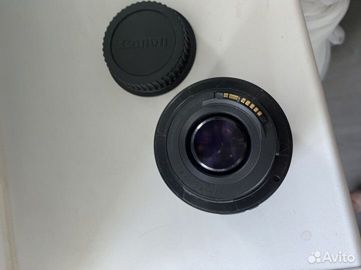 Объектив canon 50mm 1.8