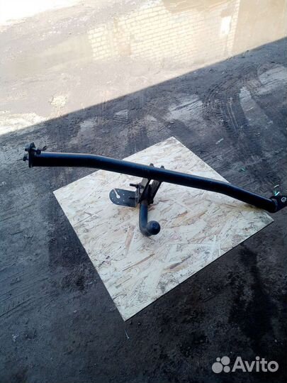 Фаркоп Renault Scenic 2